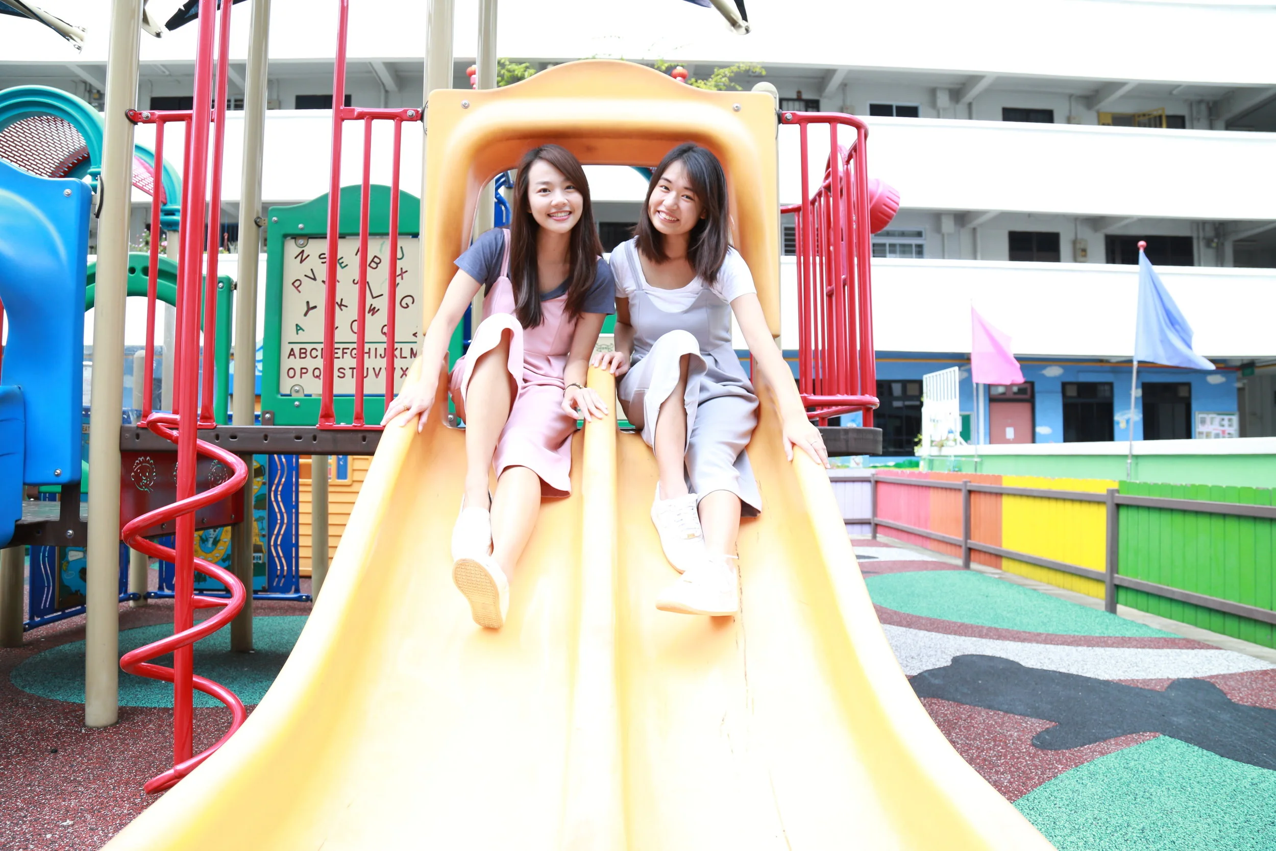 Style: Staple Colors Model: Yeo Kai Xuan & Zann Chin Instagram: @yeokaixuan & @zannblooooop