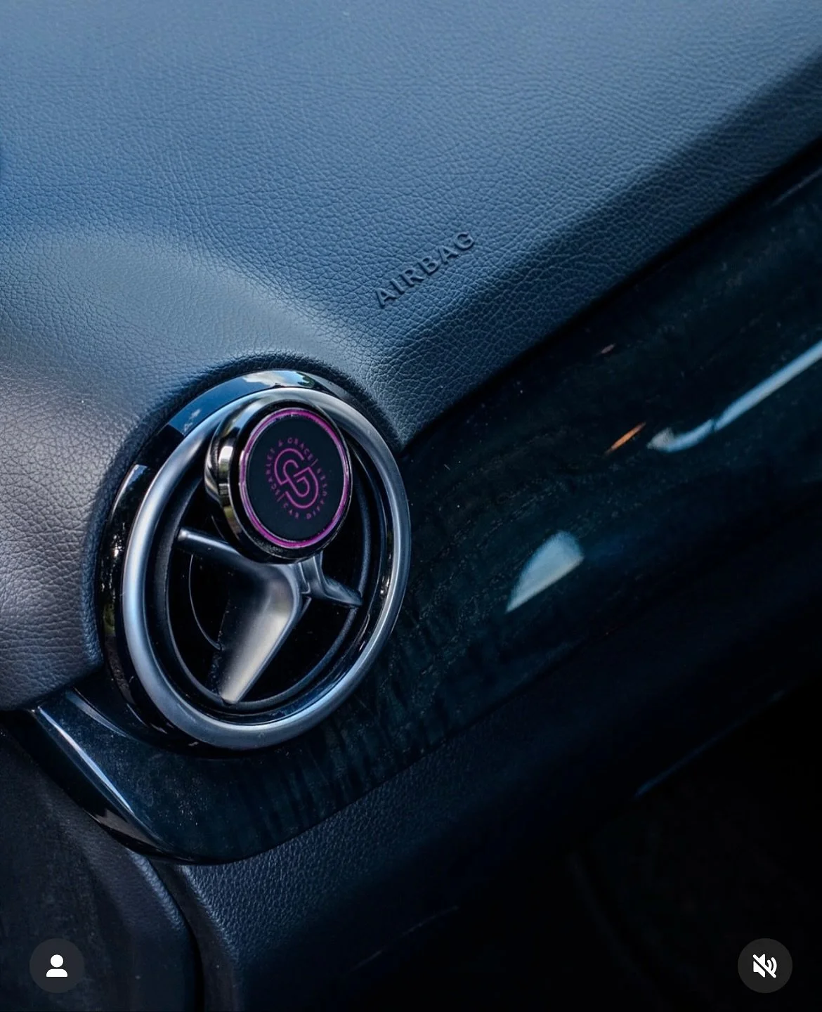 🚙🍃Enhance your drive with these locally crafted car diffusers! Experience the benefits of a refreshing and calming atmosphere on the go, thanks to our high quality ingredients. Support local and turn your car into a chill and inviting space.🍃🚙

#
