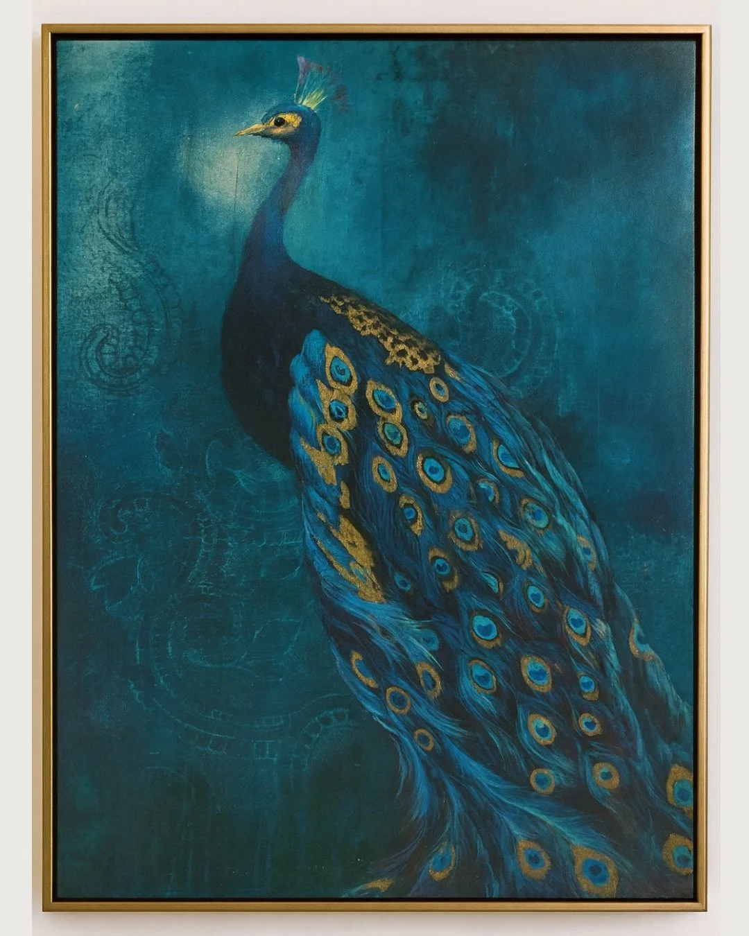 Fresh on the wall and full of life 🌿
Our newest canvas prints are designed to bring the wild and whimsical into your home.
Art that tells a story. Which one will you choose? 🐅🦚

#christmasdecor #christmassale #giftideasforher #fashion #gifts #cher