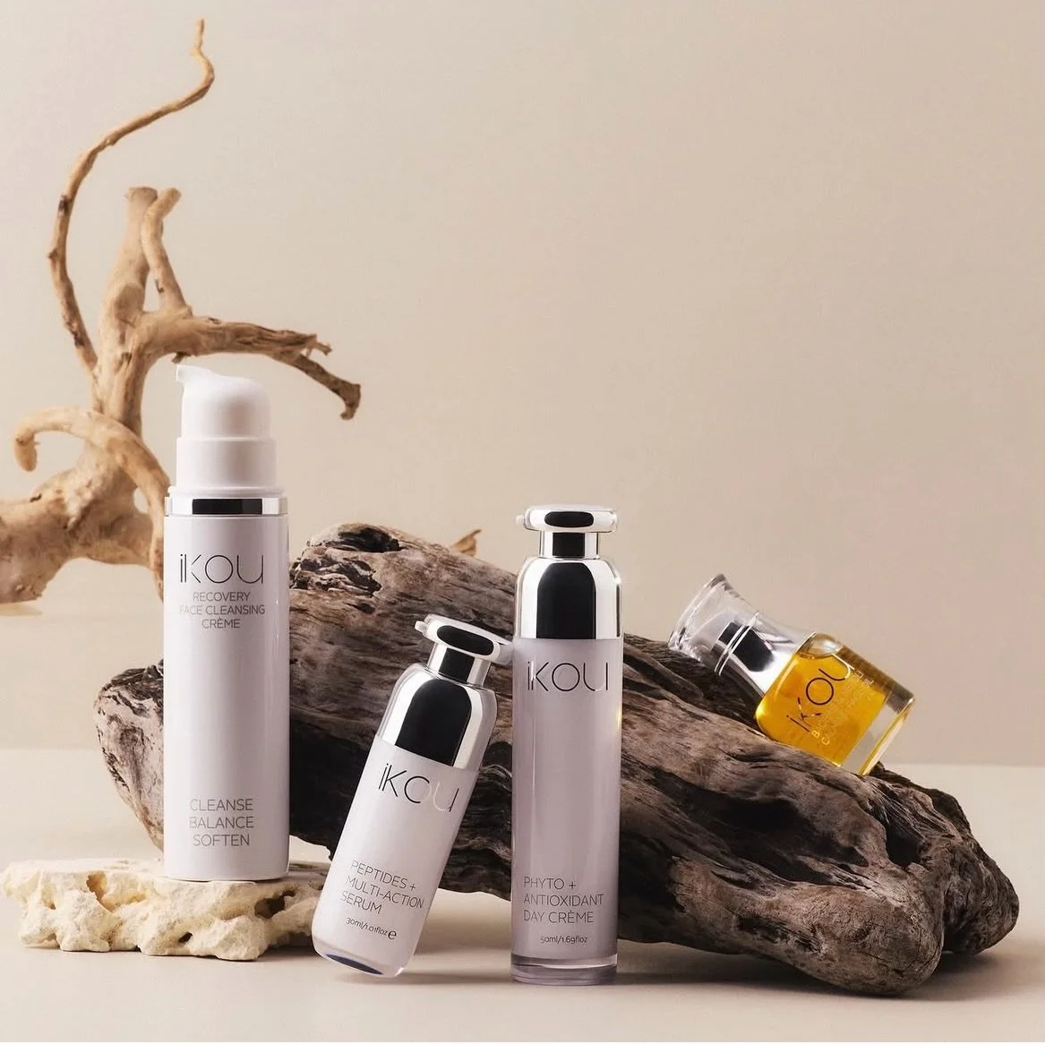 Our best sellers in iKou is now back in stock!

The Core 4: Your Essential Daily Ceremony.

Four essential steps of botanical-infused care, each formulated to hydrate, nourish, and awaken radiant, balanced skin. High-performance ingredients meet the 