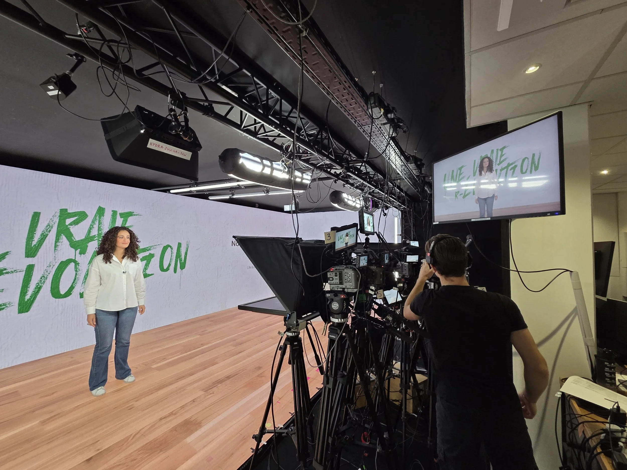 Maquilleuse professionnelle Tournage interview schneider Production