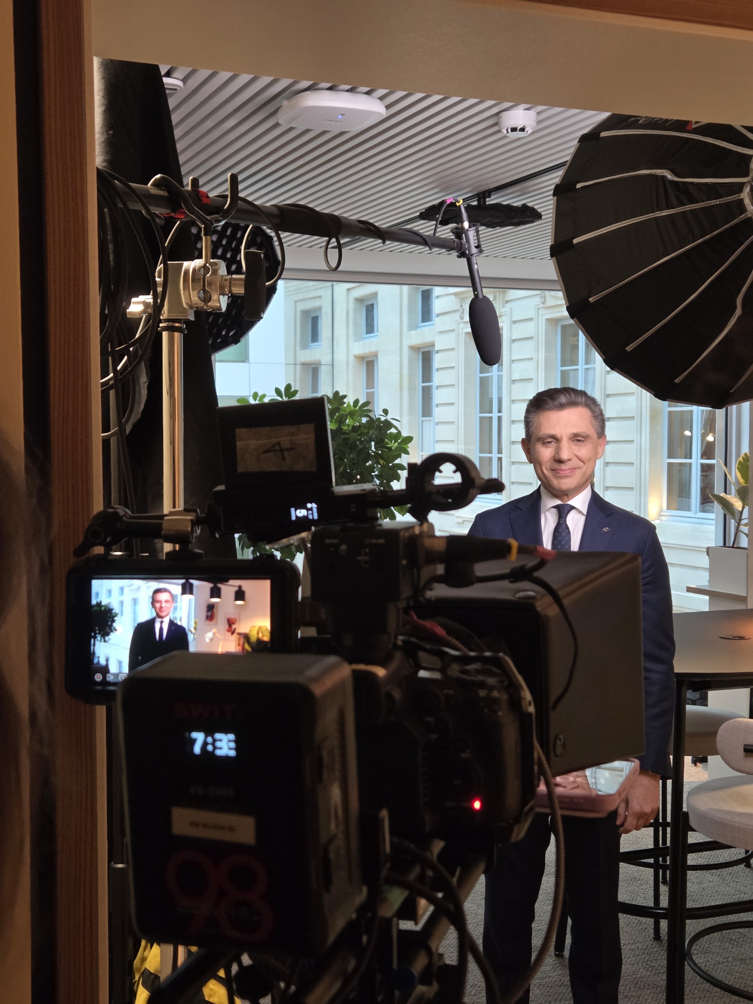 Maquilleuse professionnelle communication interne Axa production