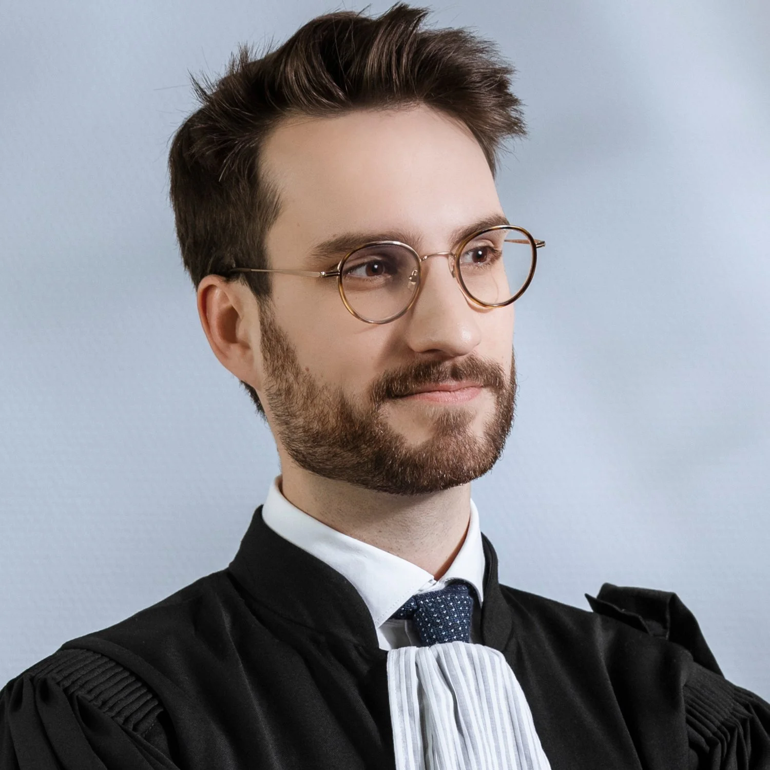 Maquilleuse professionnelle shooting avocat