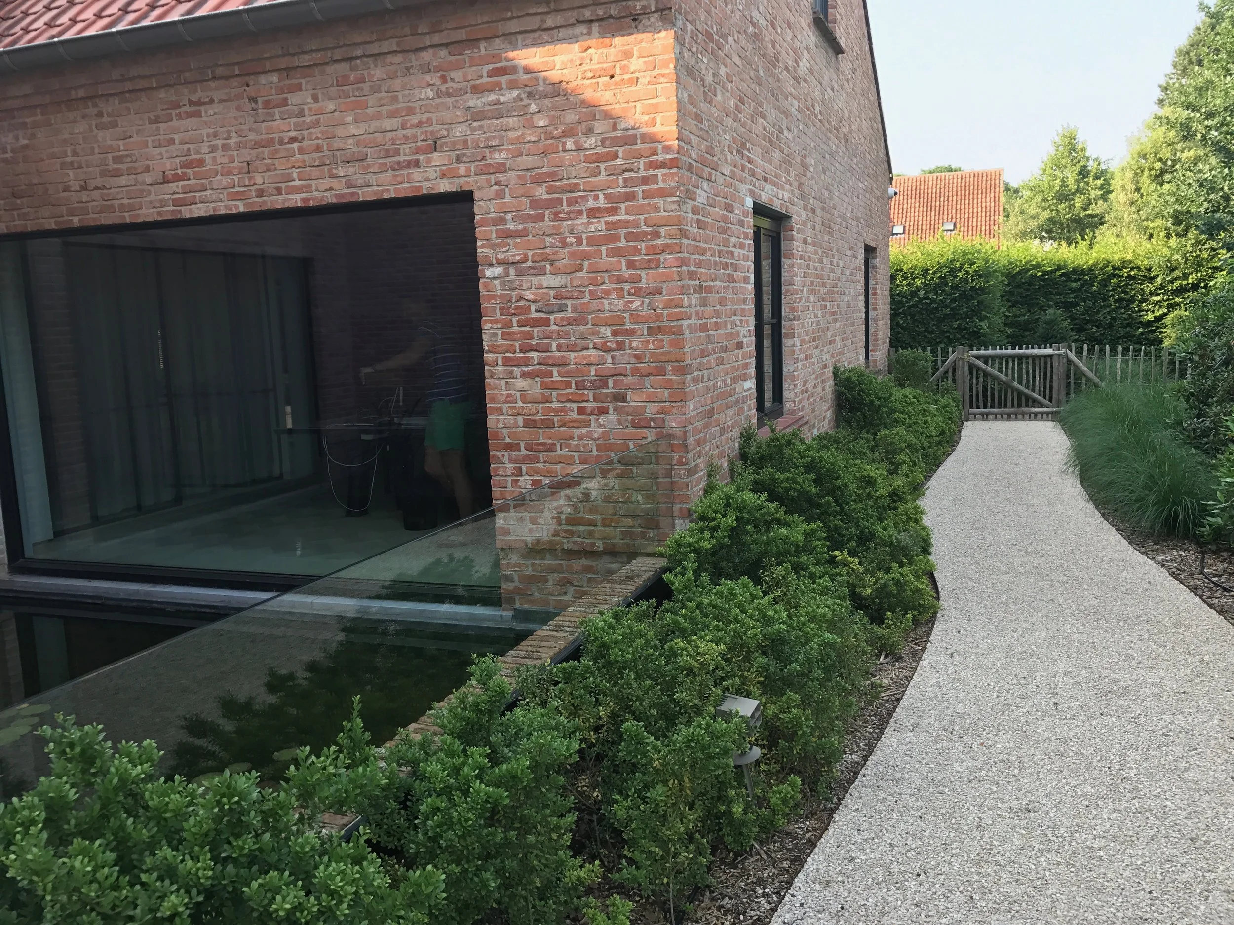 Myproject | tuinpad siergrond vijver.jpg