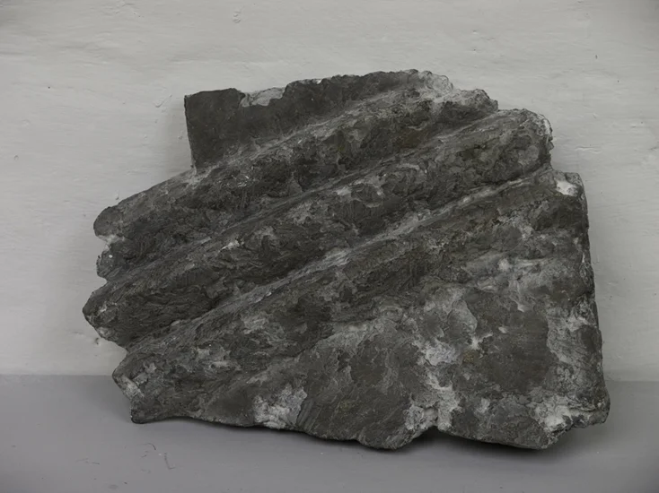 Akker, 2008 - h. 36 x b. 47 x d. 15 cm