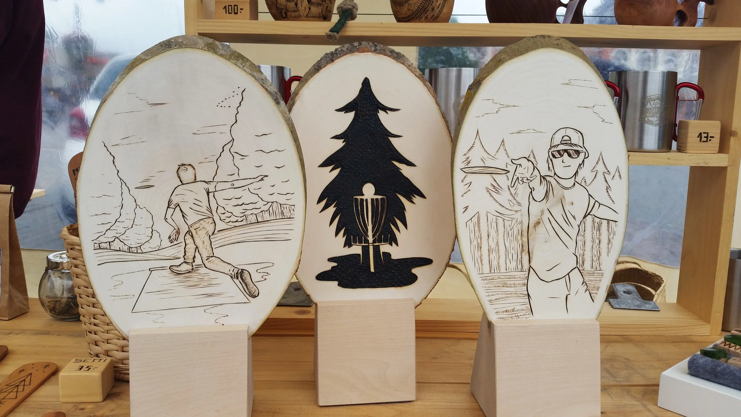 Frisbee golf 1.jpg