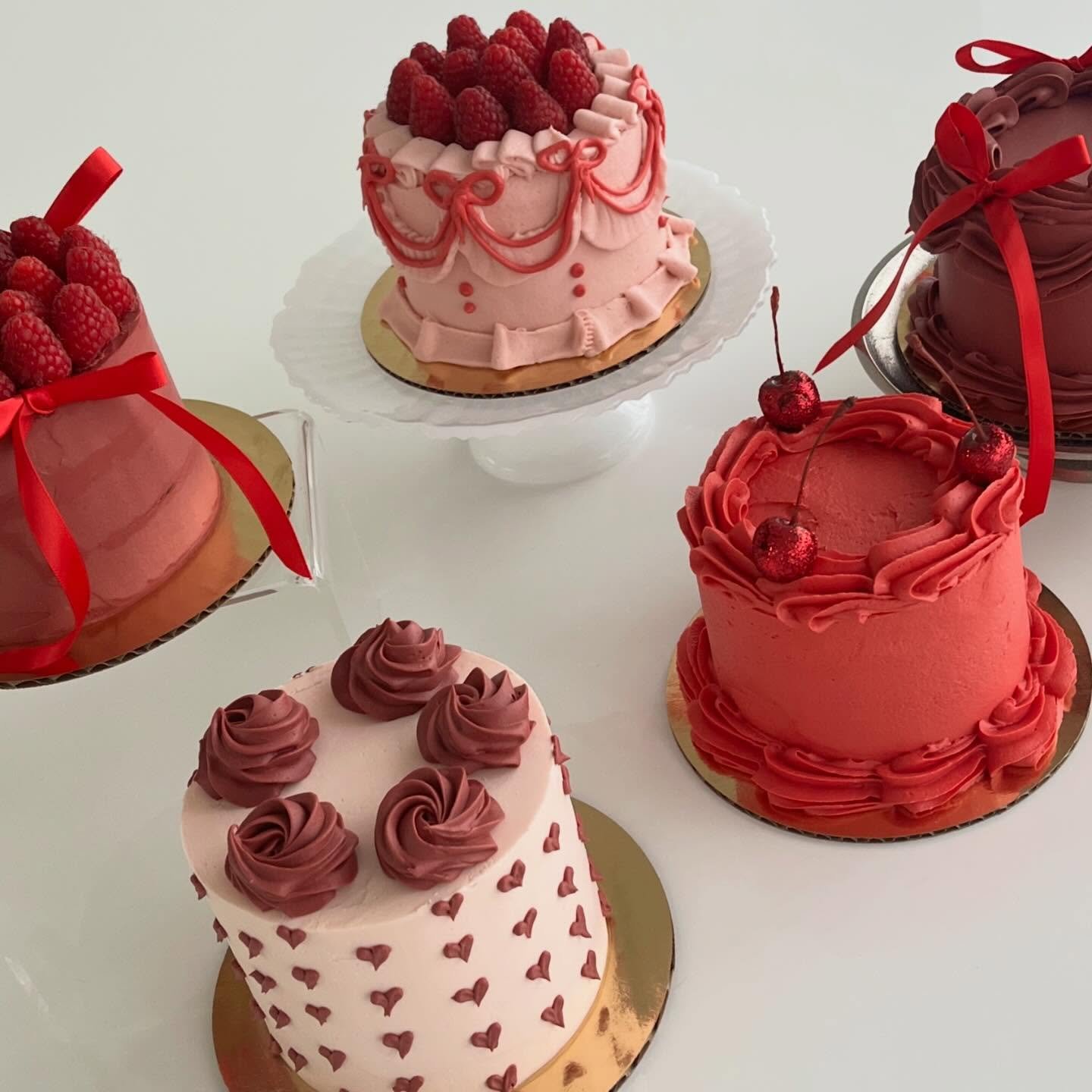 Valentine 💌 pick ups tomorrow!
&bull;
Saturday, 2/14 from 10-4
&bull;
&bull;
&bull;