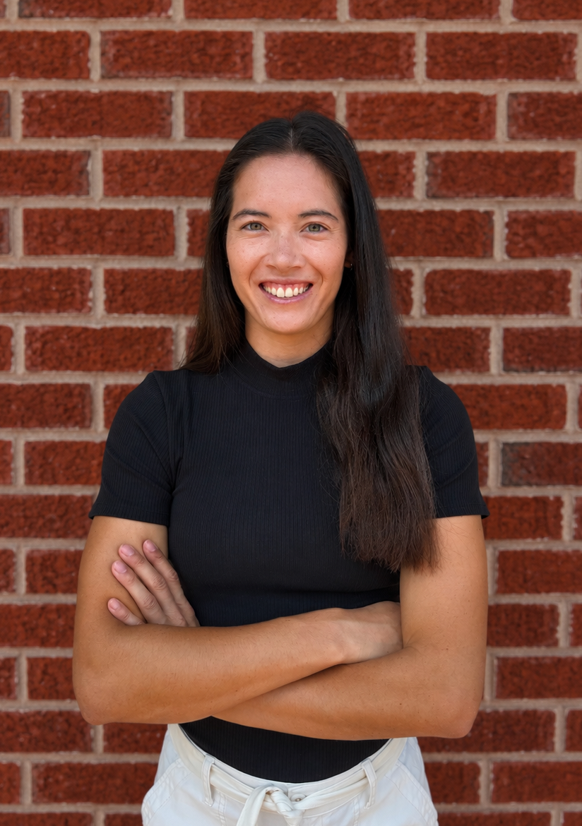 MICHELLE headshot  copy 2.png