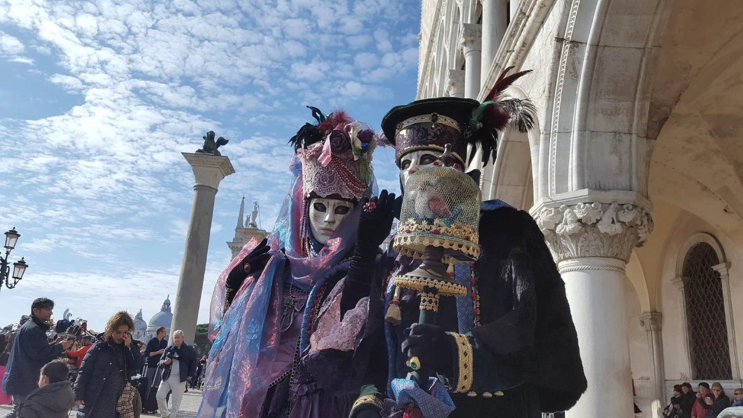 Join our incentive tour for the Carnival of Venice. Credit: I’m|Possible.