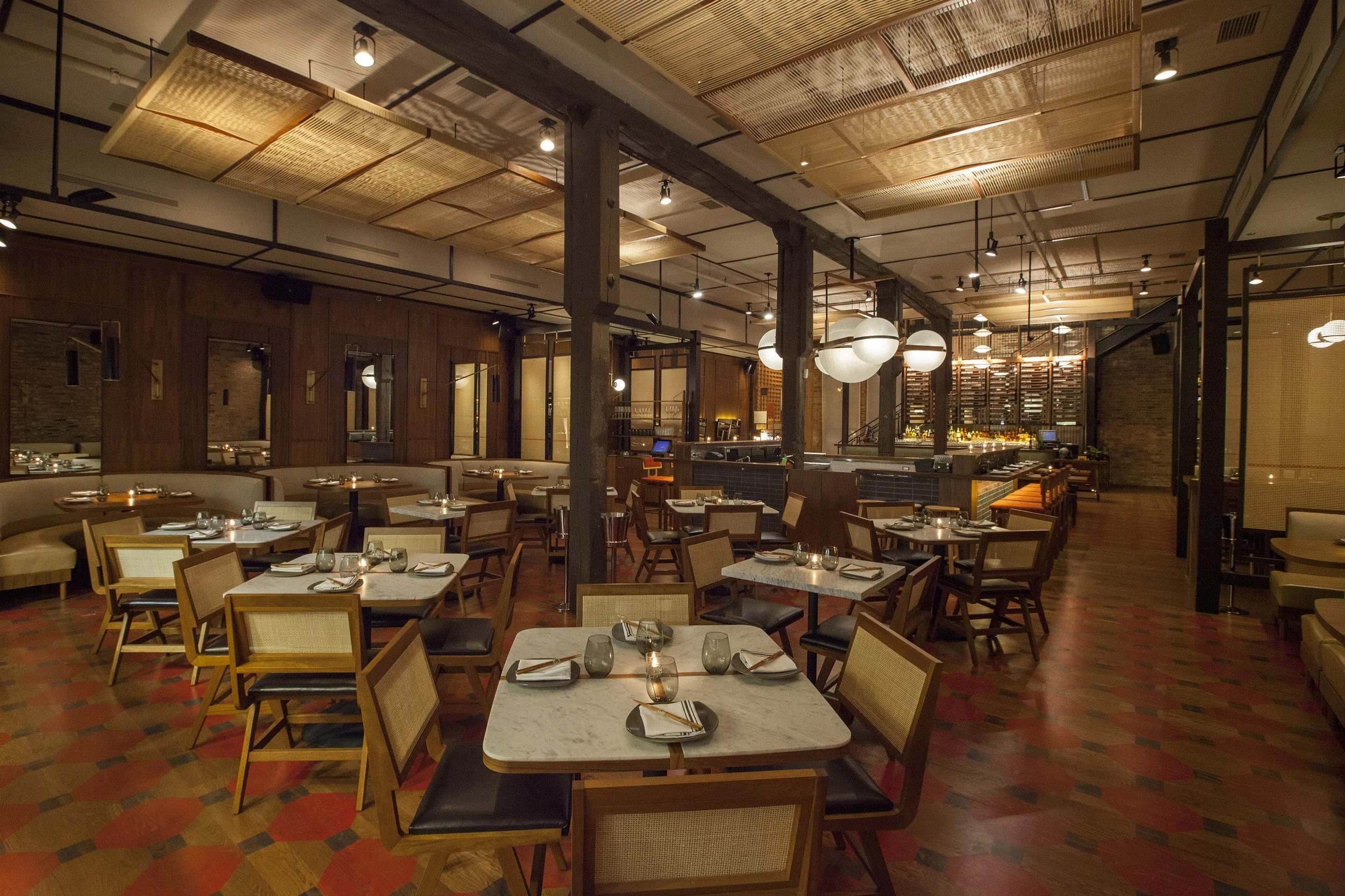 MAIN DINING | 100 seated, 200 cocktail