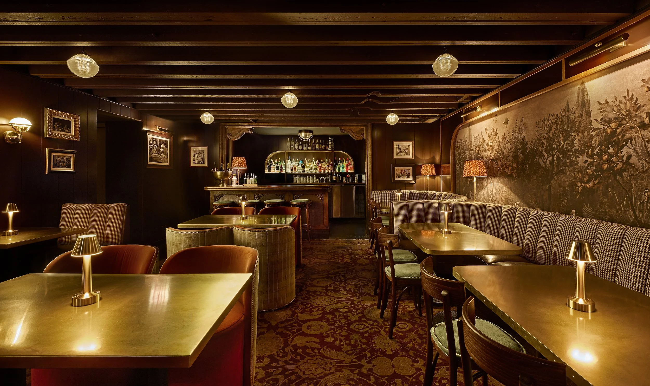 Zarella Taverna 2 Small - Anthony Tahlier.jpg