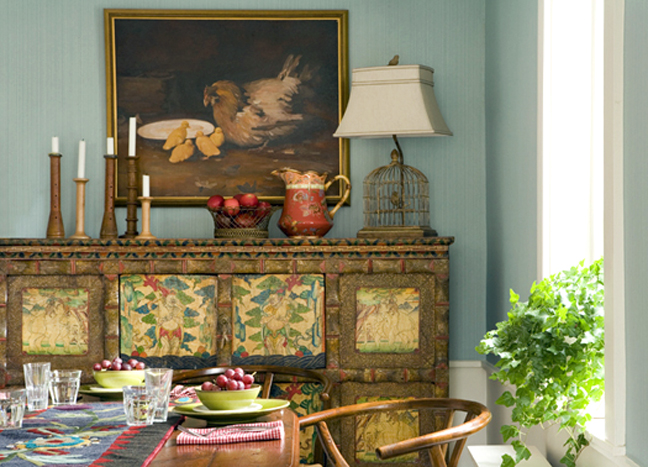 25_NEH_Labins_Dining_Table_Vignette.jpg