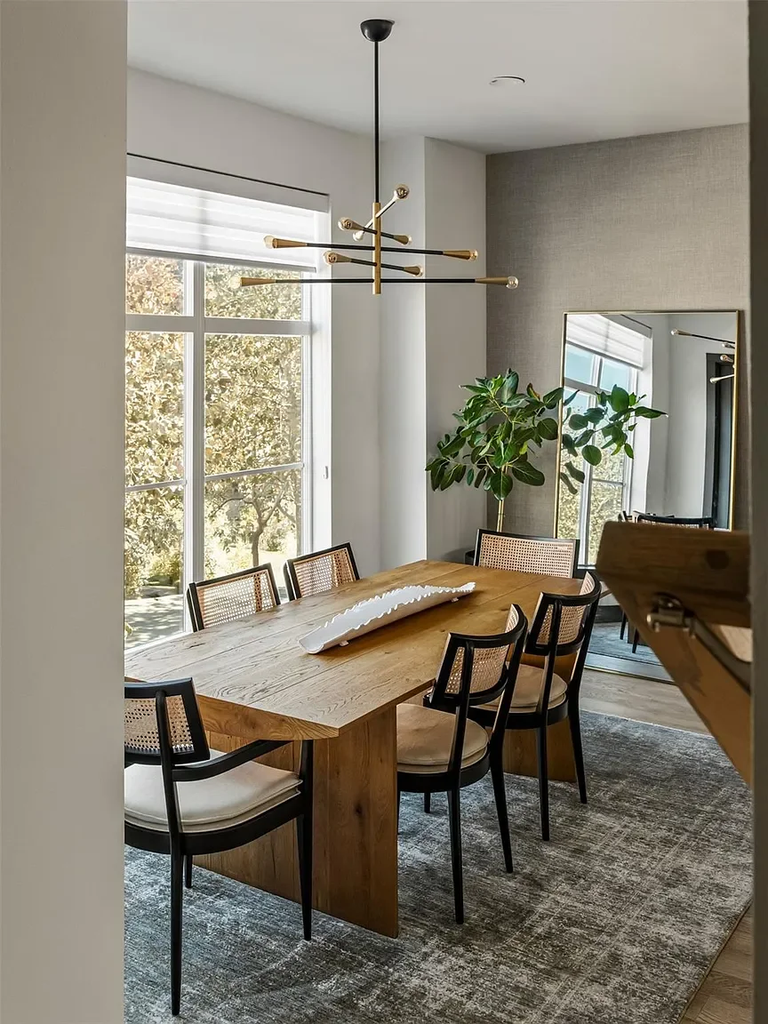 Kitchen Table 1.webp