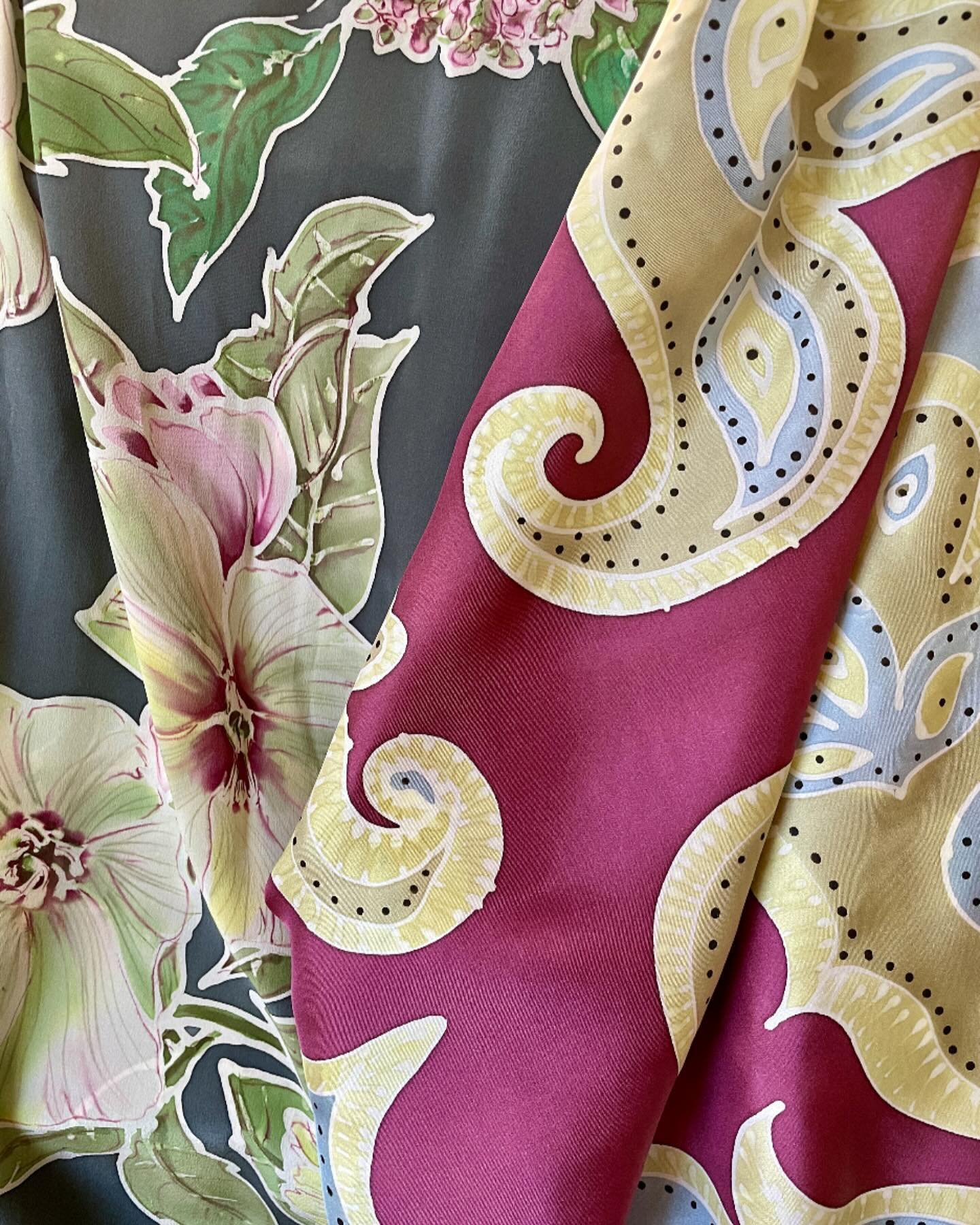 GO VOTE then join me tomorrow and Thursday @katiefongcollection for a trunk show of handpainted silks! 
Start your Holiday shopping or just make yourself feel 😊 

#vote #everyvotecounts #trunkshow #popup #oneofakind #handpainted #wearableart #inspir