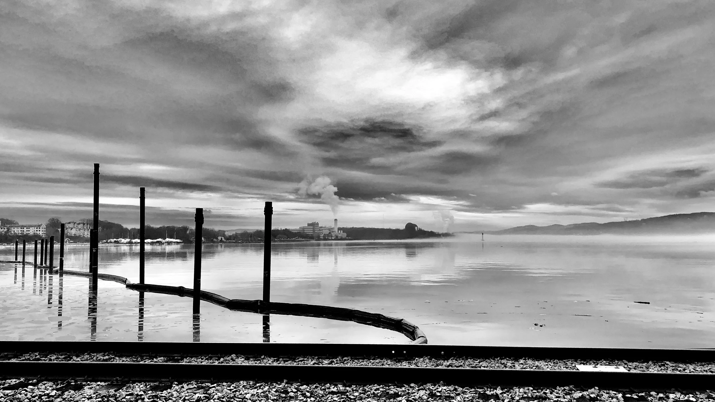 PEEKSKILL RR b&W.JPG