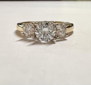 Engagement & Wedding Rings Vancouver WA | Erik Runyan Jewelers