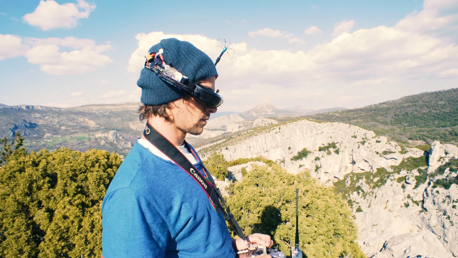 Nintendo-Switch_Playing-on-a-Highline_MakingOf_8.jpg
