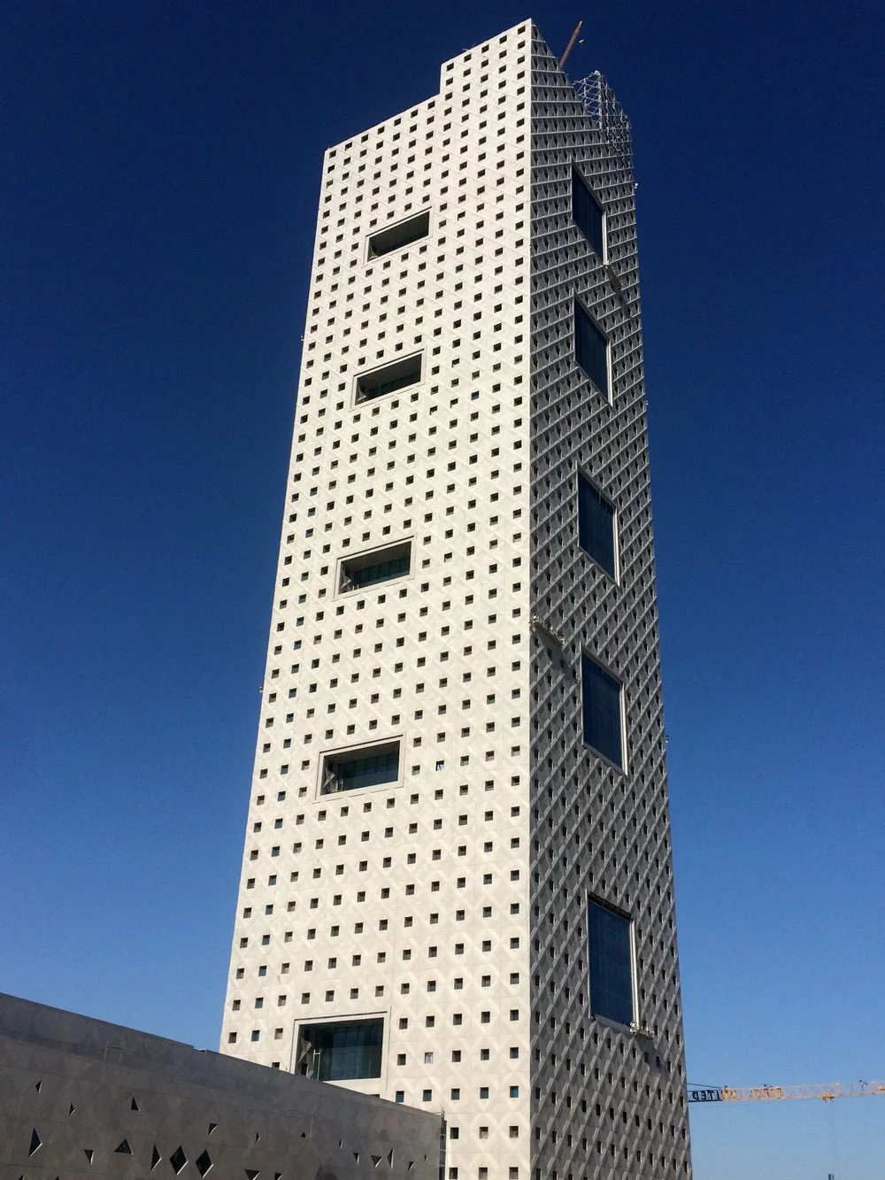 kuwait-building-a240217-aw51.jpg