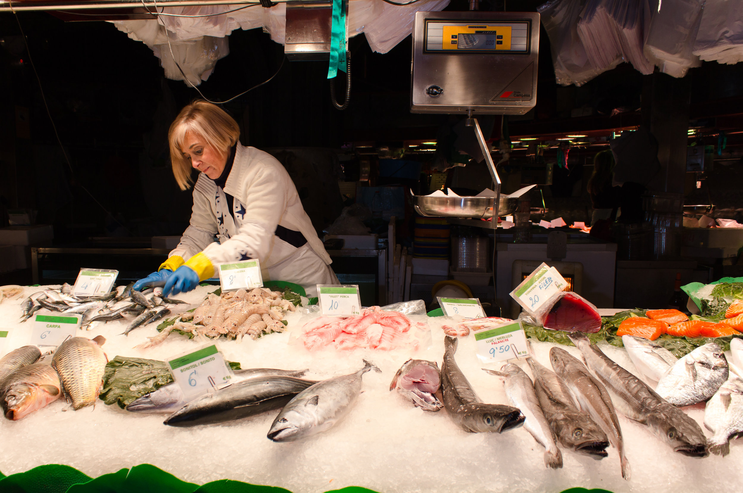 Seafood Saleswoman - Madrid, Spain