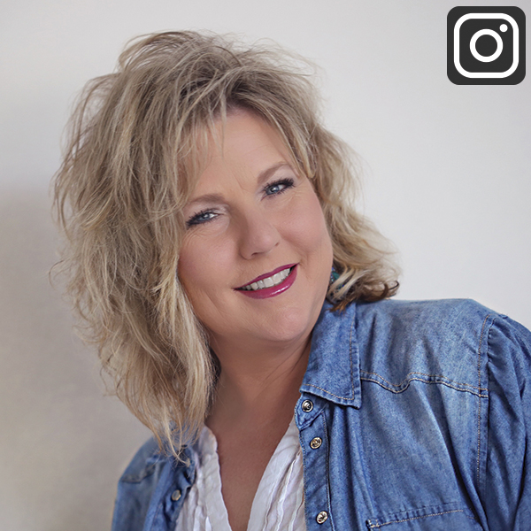click to follow the salon on instagram
