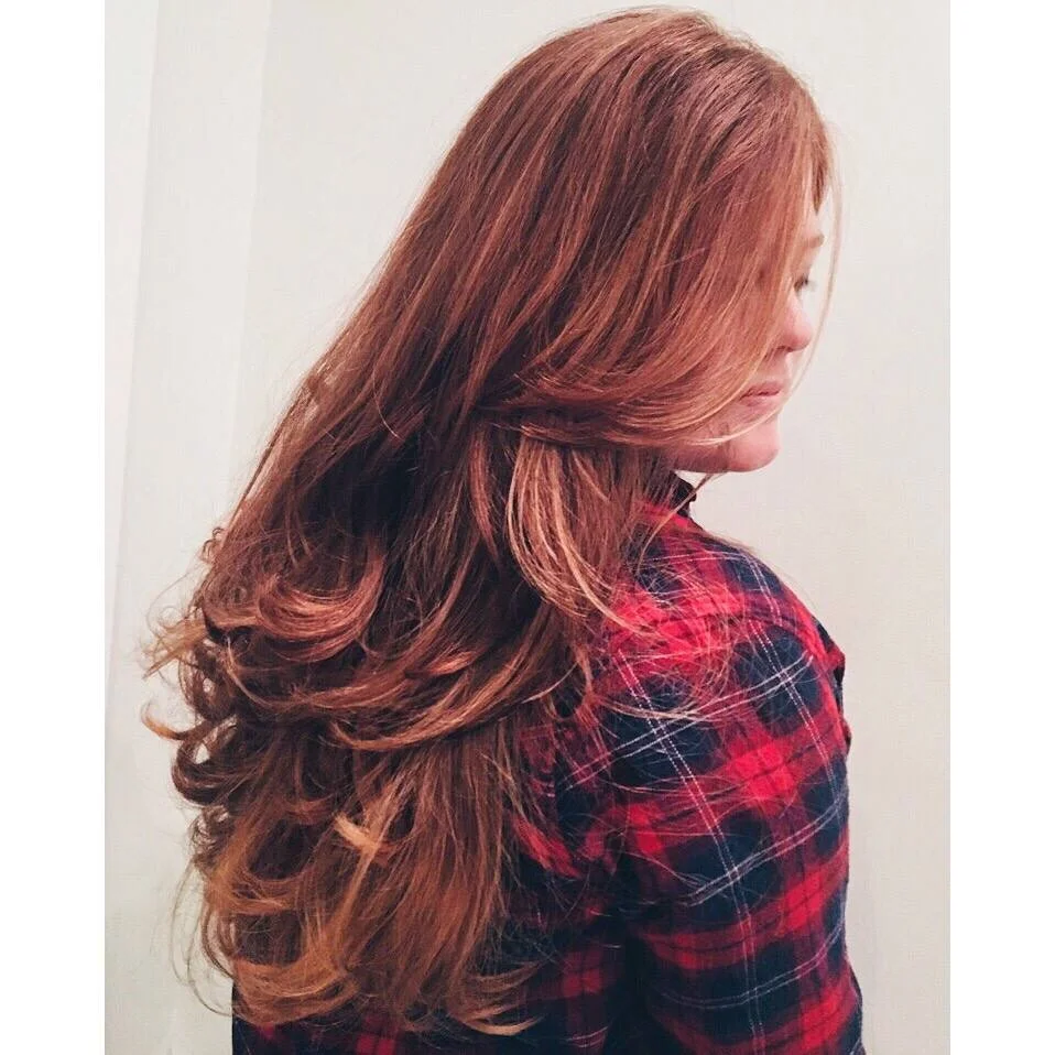 Subtle balyage and long layers by Edward