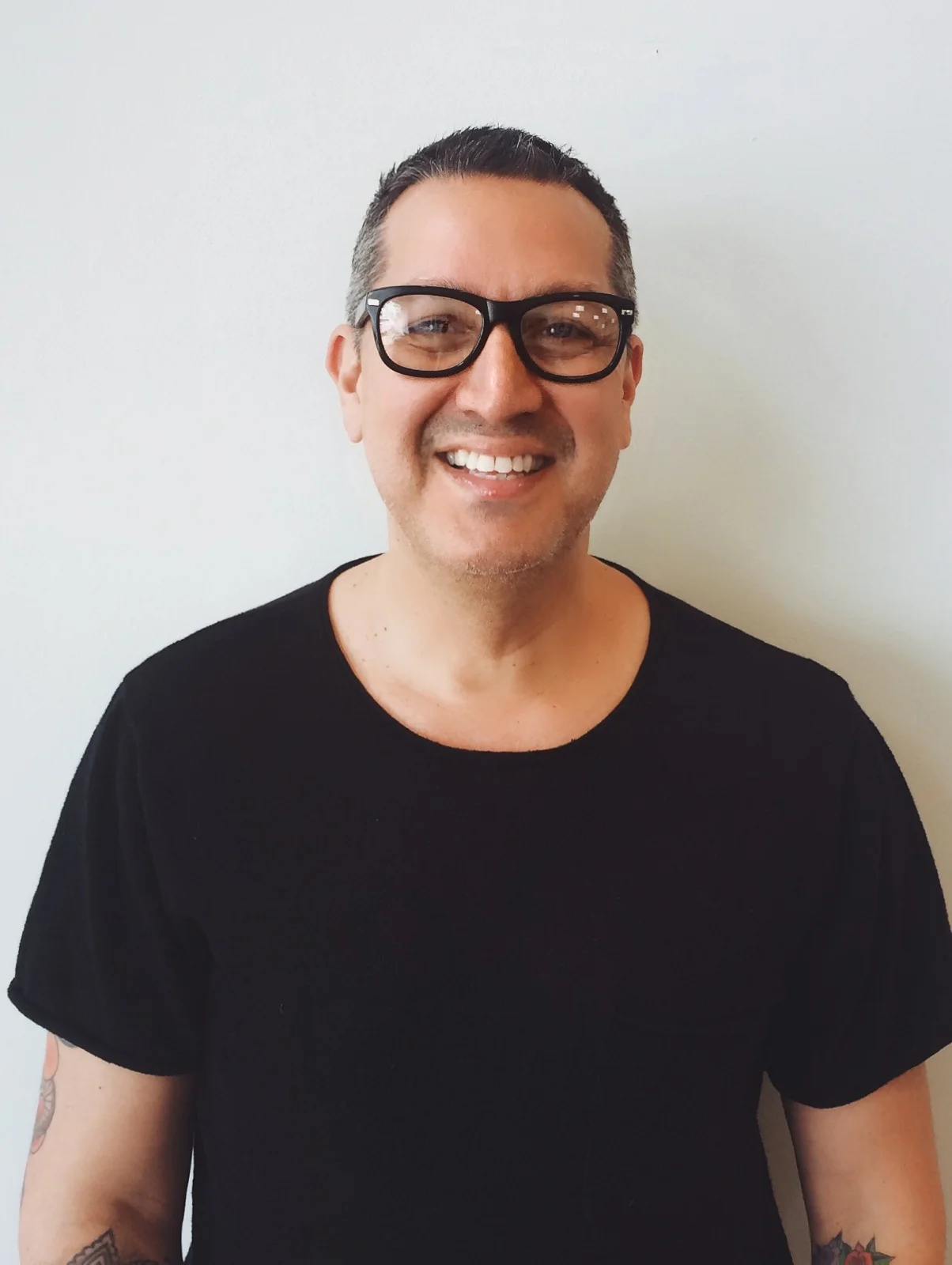 | Edward Sanchez | Before Edward was a hairstylist, he was a painter. The transition to hairstylist aligned with what he understood of colors and sculpting. Starting out in LA, surrounded by the fashion and art of Hollywood, Edward developed his keen eye to help each client perfect their personal style. Although Edward loves cutting, he also enjoys how color can completely transform a cut.