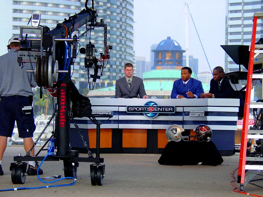 ESPN SPORT CENTER.jpg