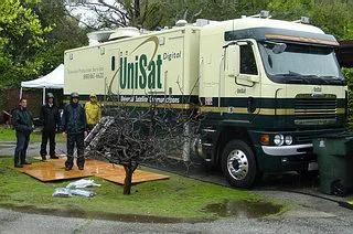 UniSat_2005_Rose_Parade_PIX_2.jpg