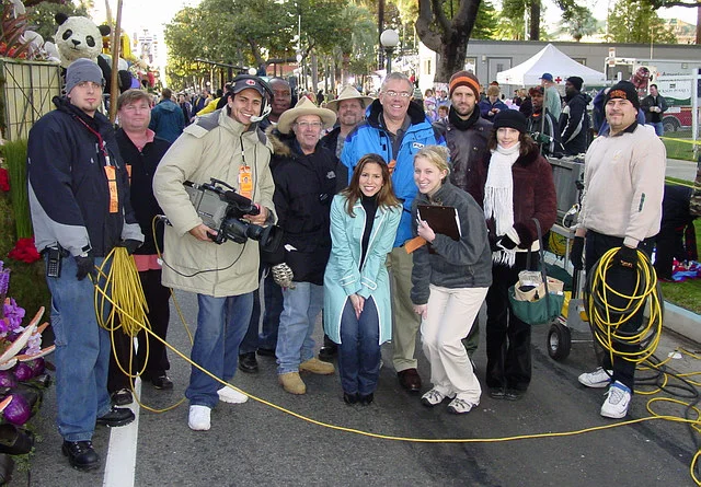 UniSat_2005_Rose_Parade_PIX_3_large.jpg