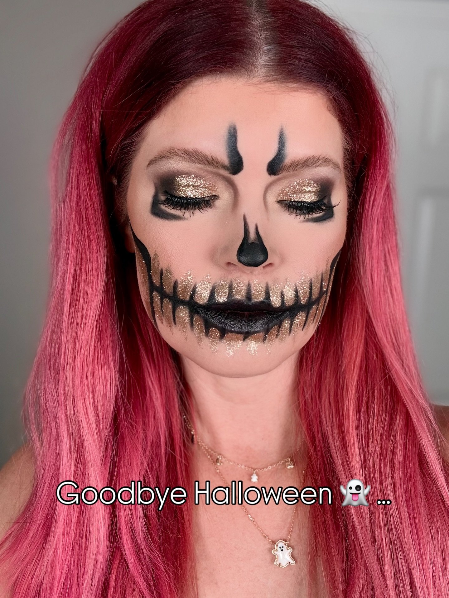 Goodbye To Halloween 2025! There were so many amazing looks and fun had this season. I&rsquo;d love to know what was your favorite was this year!! 🎃

Comment Below and tell me your favorite video + Look! 

The season maybe over, but I would love to 