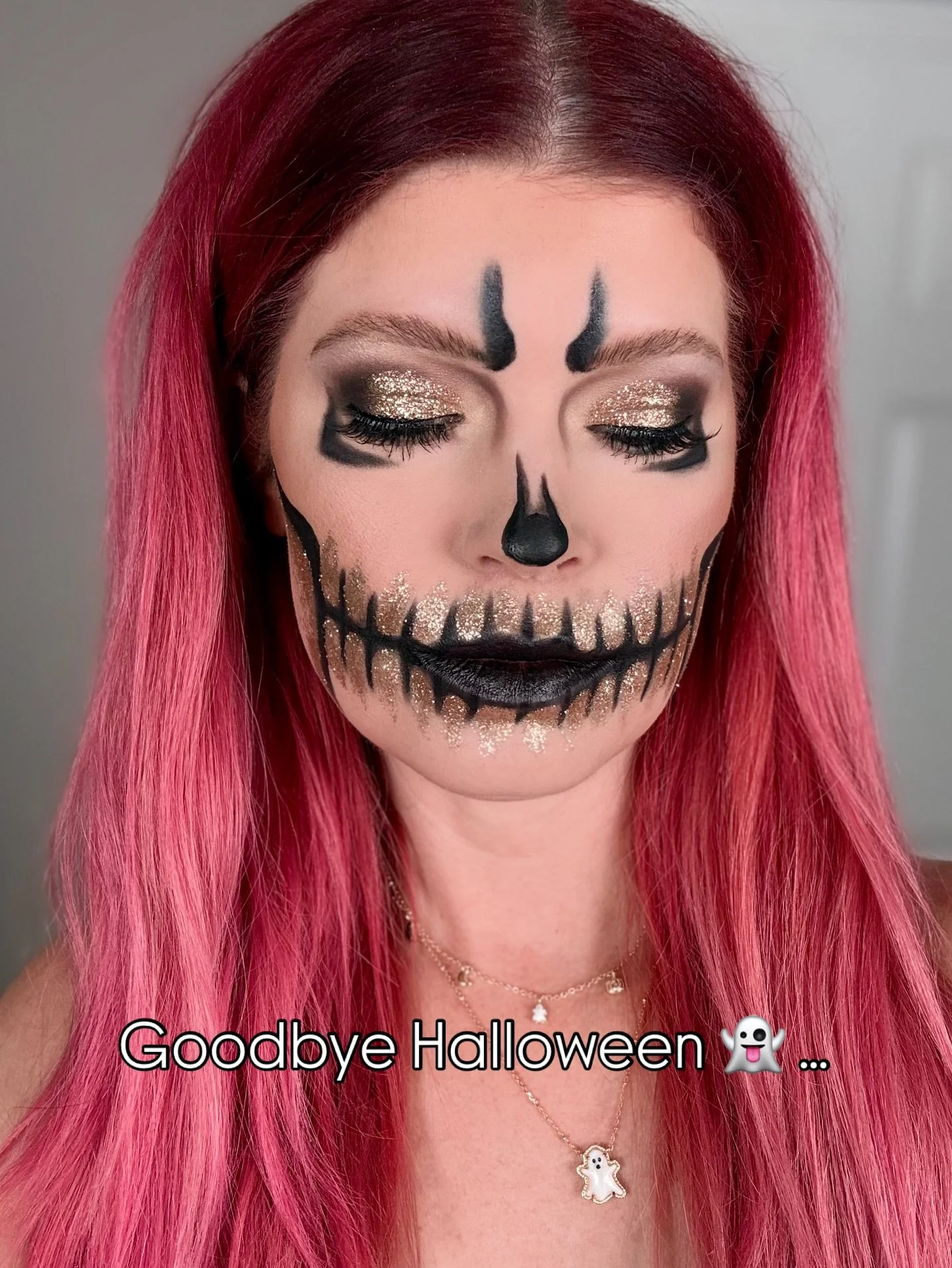 Goodbye To Halloween 2025! There were so many amazing looks and fun had this season. I&rsquo;d love to know what was your favorite was this year!! 🎃

Comment Below and tell me your favorite video + Look! 

The season maybe over, but I would love to 