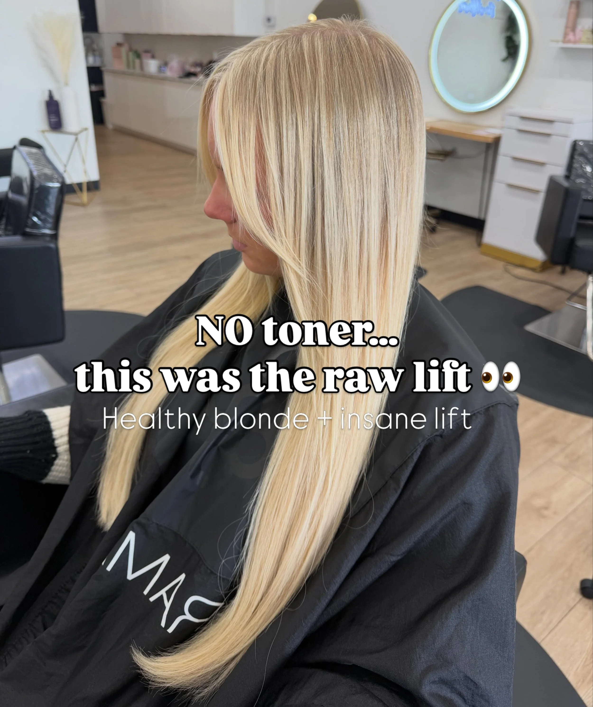 Okayyyy&hellip; I was genuinely impressed with this one 👀!

We tested the new Maria Nila lightener and the lift was SO clean we skipped toner entirely. (🤭 would you ever try a raw lift blonde?)

I also tried a new placement technique using teasy li