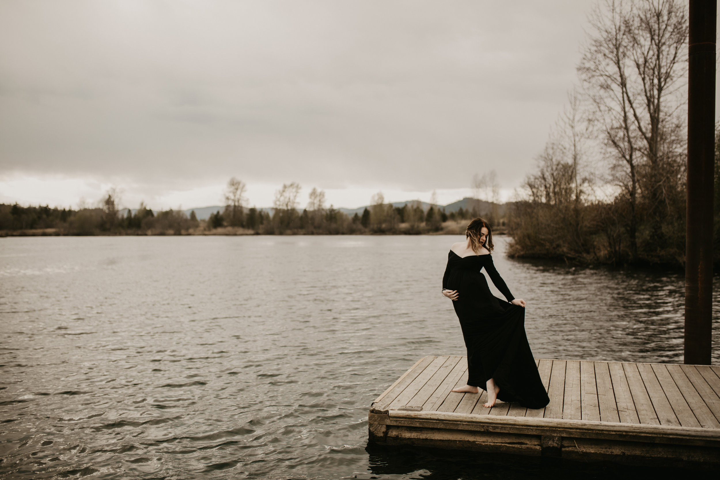  Maternity session taken on a dock in Idaho 