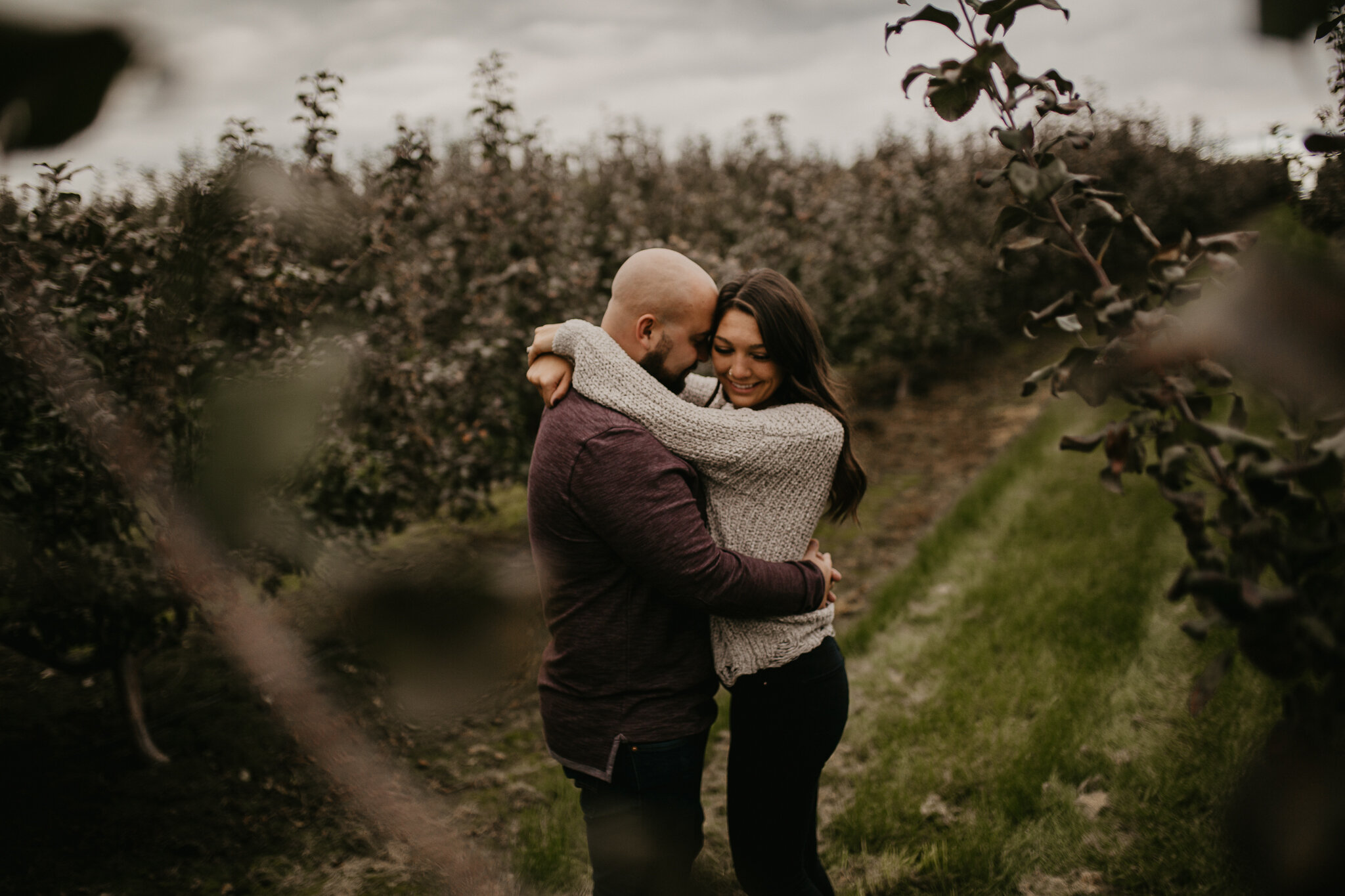 orchard-engagement-session-idaho.jpg