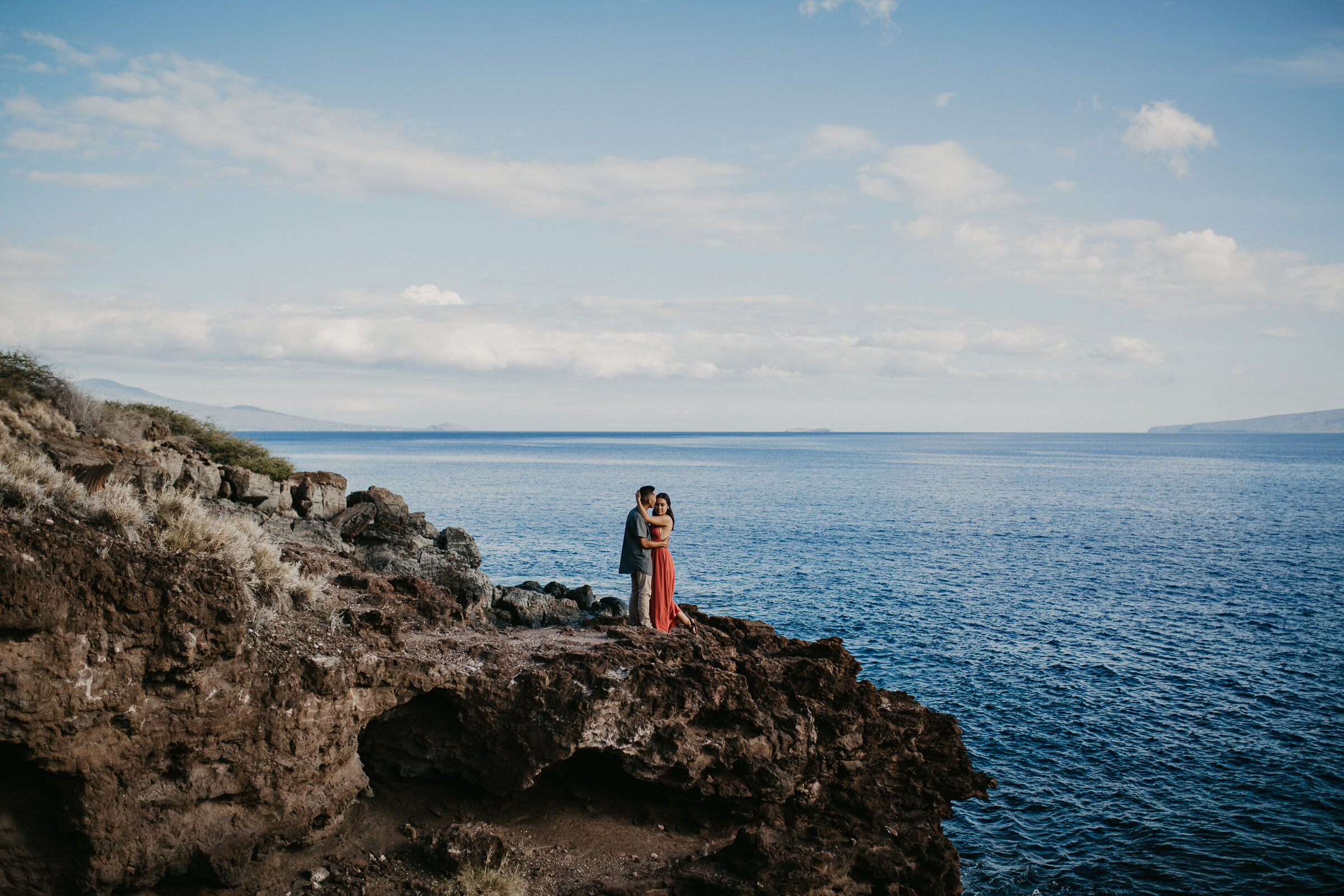 Destintion engagement in Maui on cliffs 