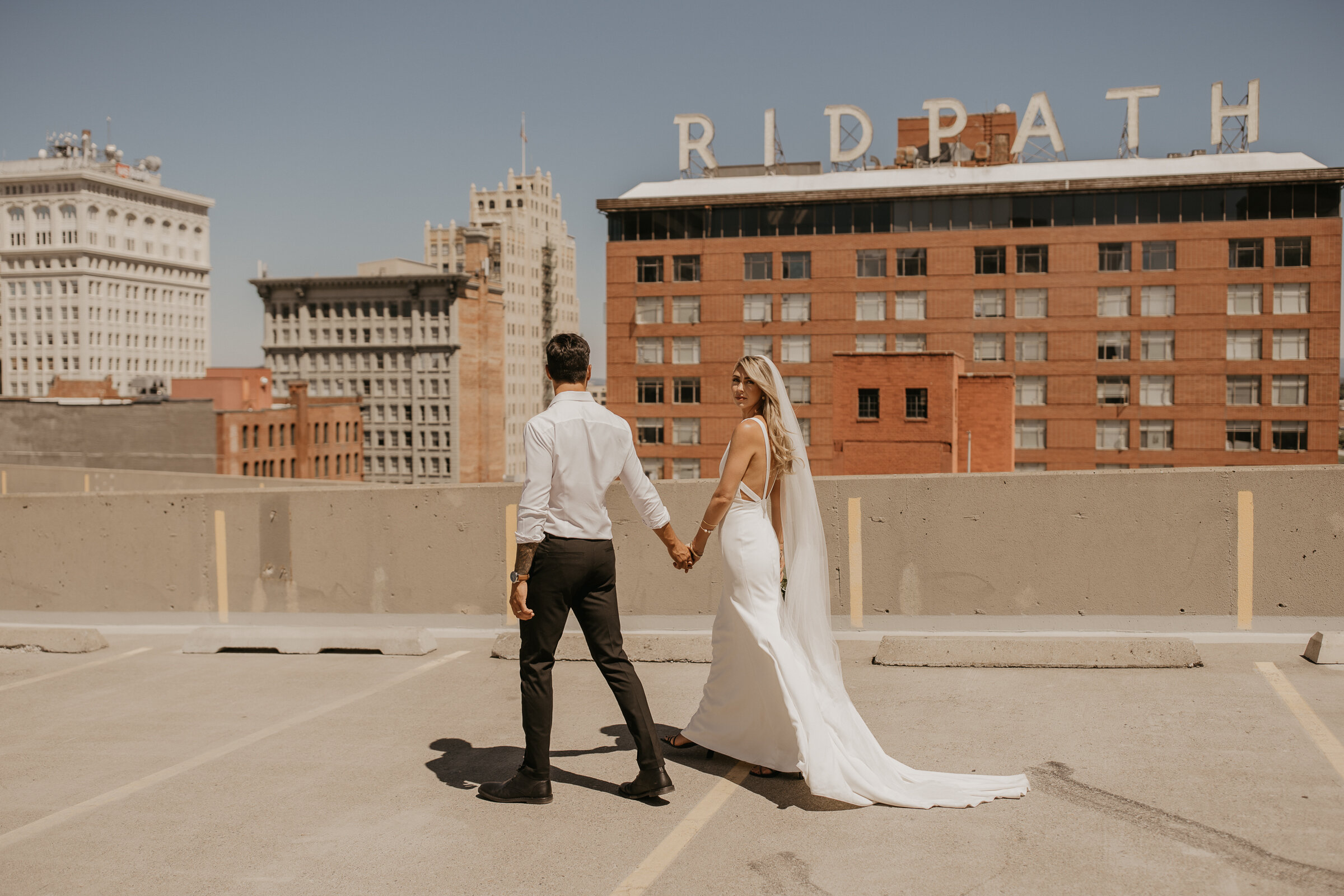 city-wedding-photographer-phoenix.jpg