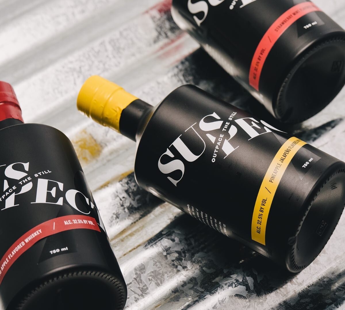 Choose your player or in this case flavor🕹
.
.
.
.
.
#drinkresponsibly #flavoredwhiskey #Spirits #whiskeylover #whiskeygram #supportlocal #whiskey #enumclaw #seattlelife #distillery #drinklocal #shopsmall #booze #whisky #craftcocktails #distillers