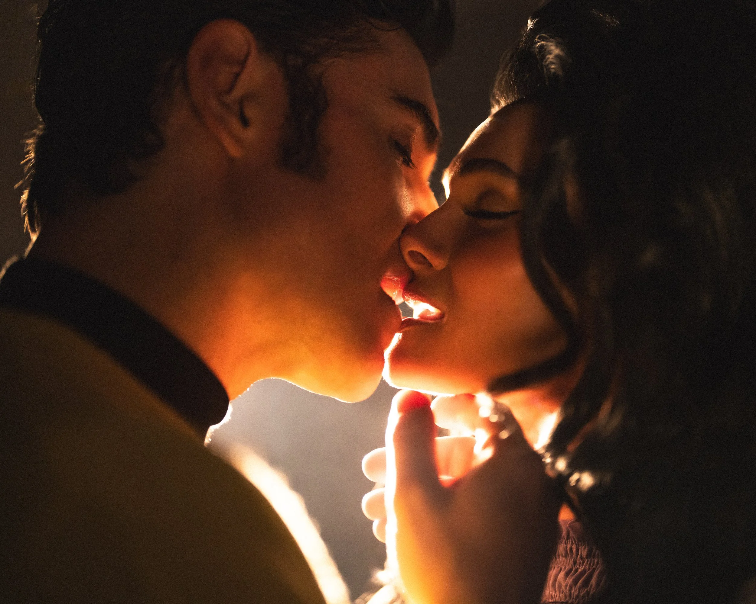 Joe-Mazza-HeartbreakHotel_Elvis&Priscilla.jpg