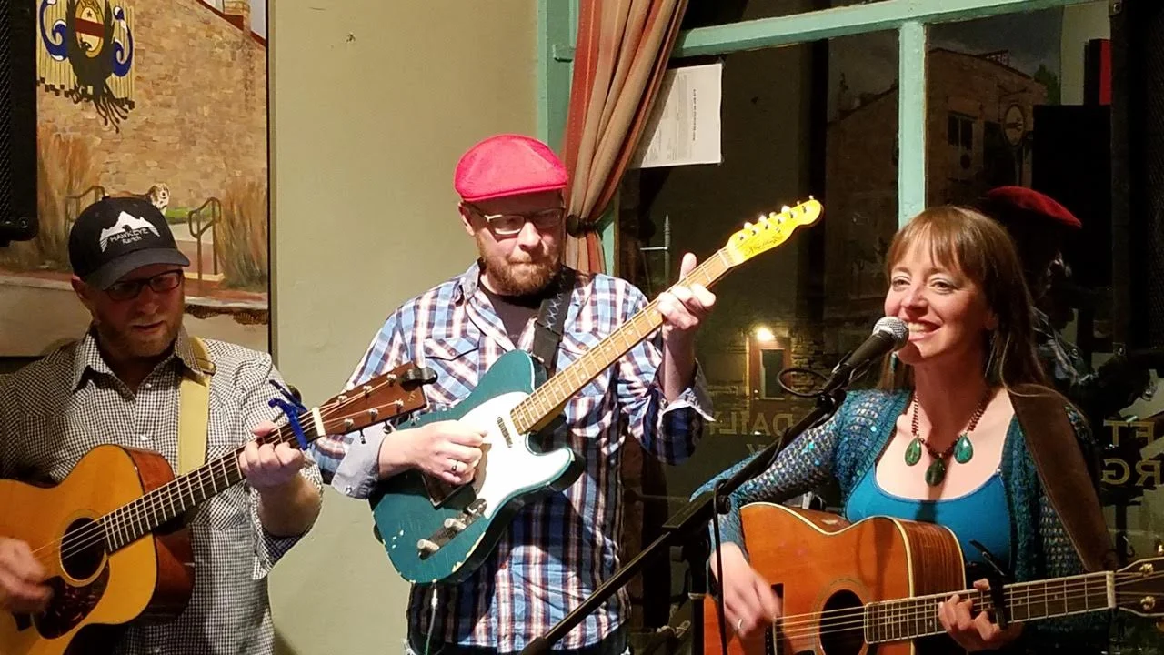 Emilyn & the Redbeards