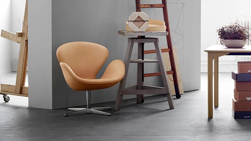 Swan™ by Arne Jacobsen Image Source : Fritz Hansen