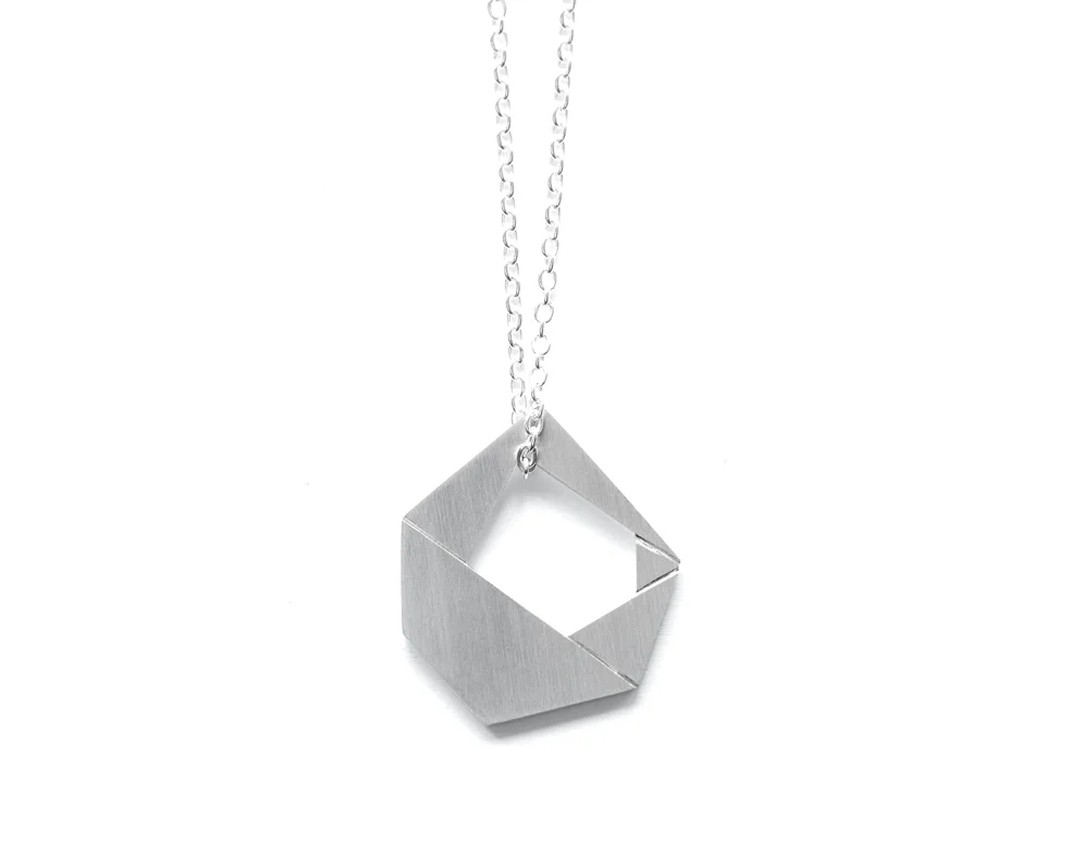 Junkkaala_Taite_necklace_silver.jpg