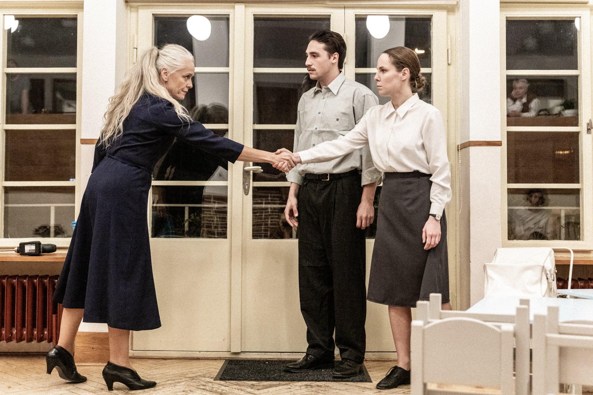 Divadlo –⁠ Míru zdar! 