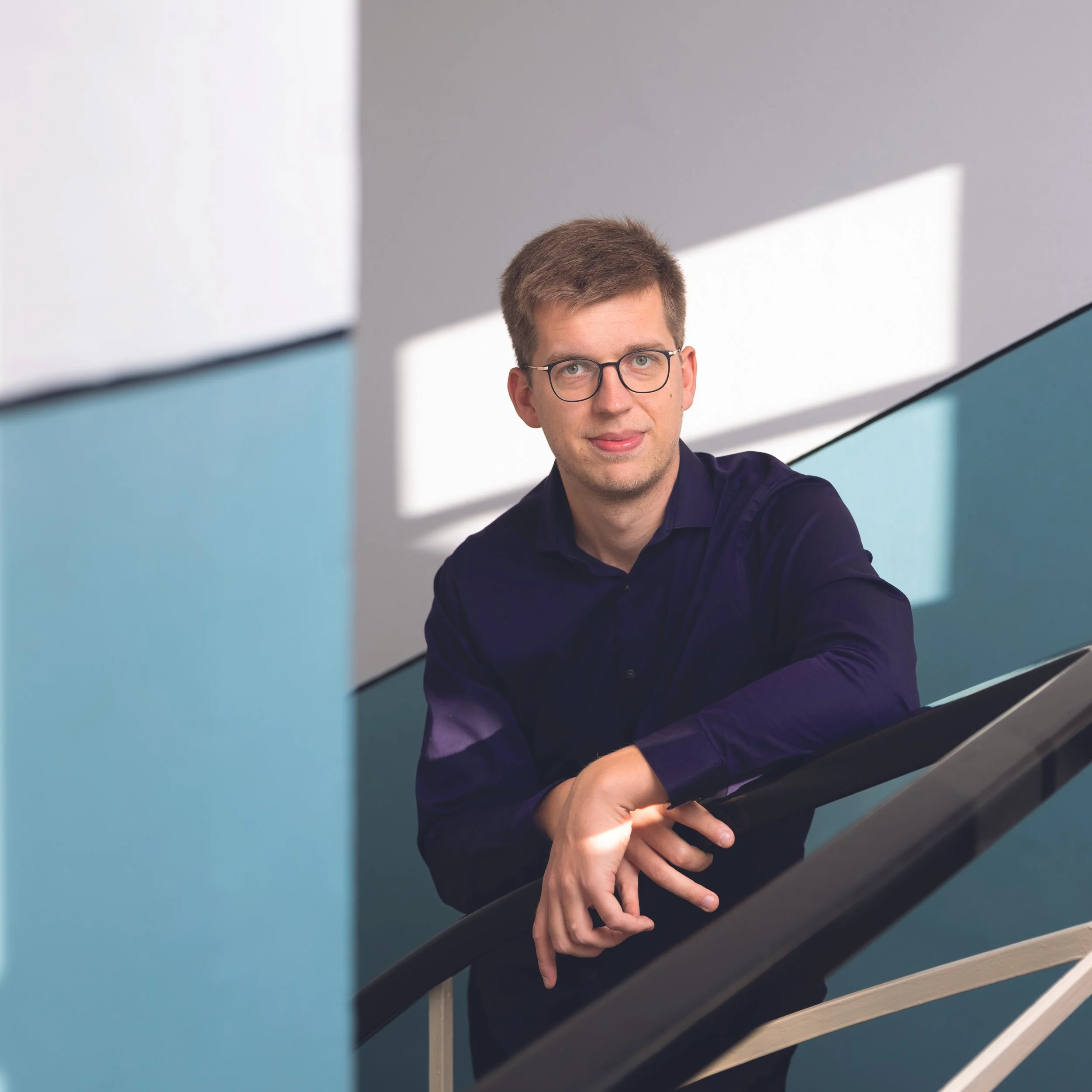 Marek Kozak_kredit Tomáš Krist_Vila Winternitz schody.jpg