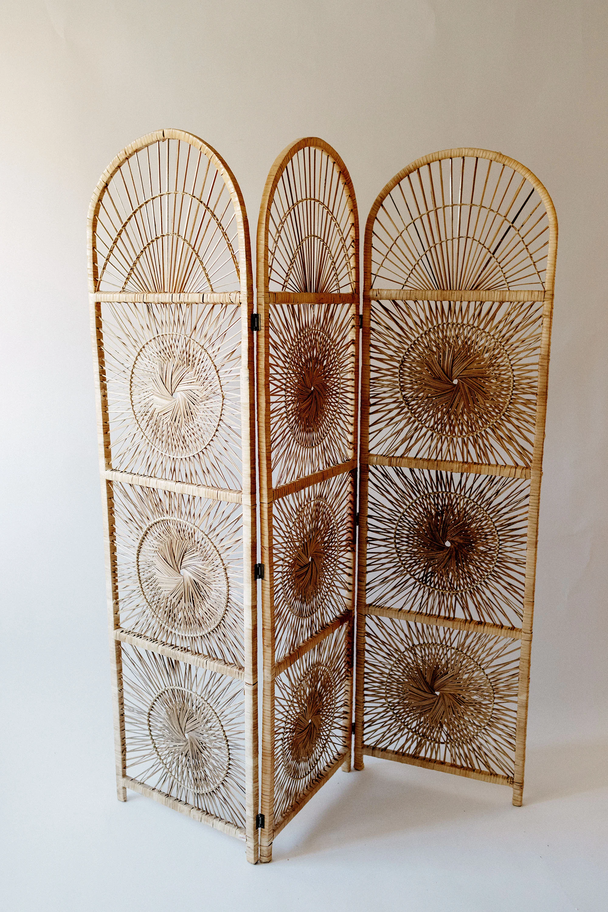 Rattan Sunburst Screen