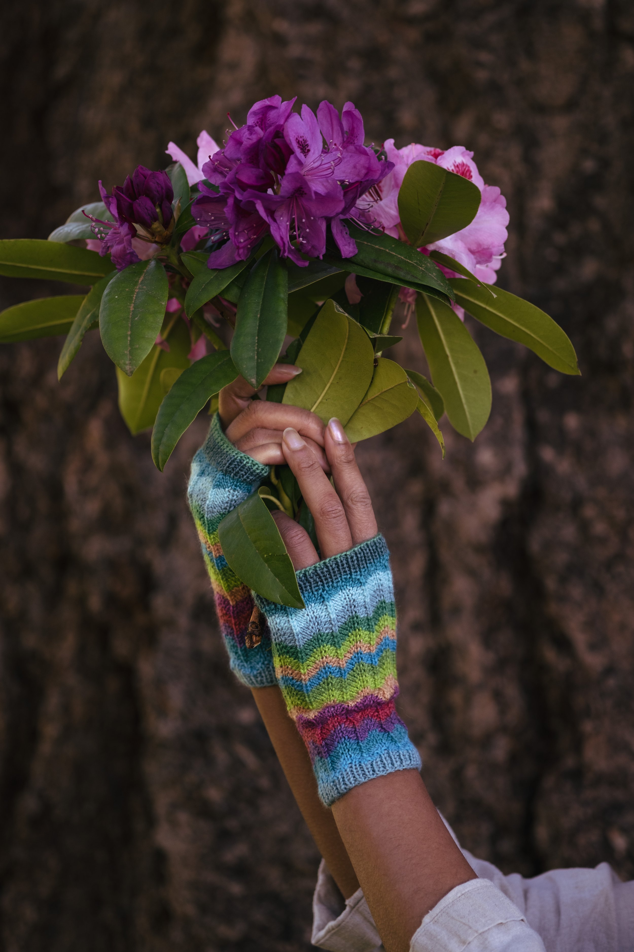 2024-05-13 Rhododendron Mitts-7.jpg
