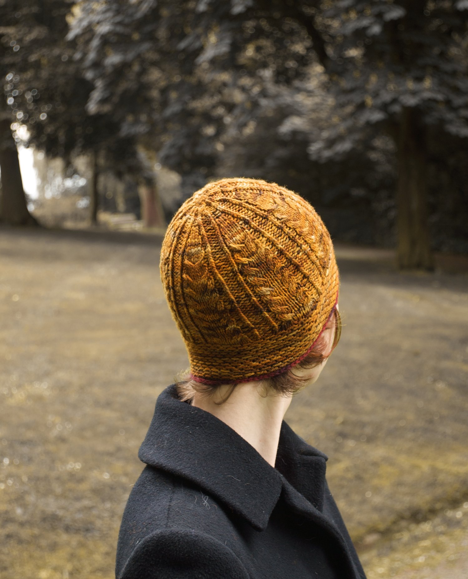Cotyledon Cabled Hat Knitting Pattern — Andrea Rangel display picture 2