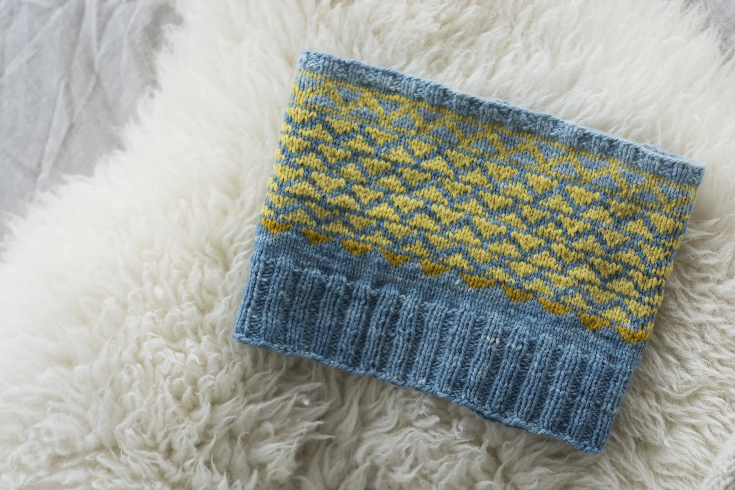 Tolt River Cowl Guided Tour: Choosing Yarn