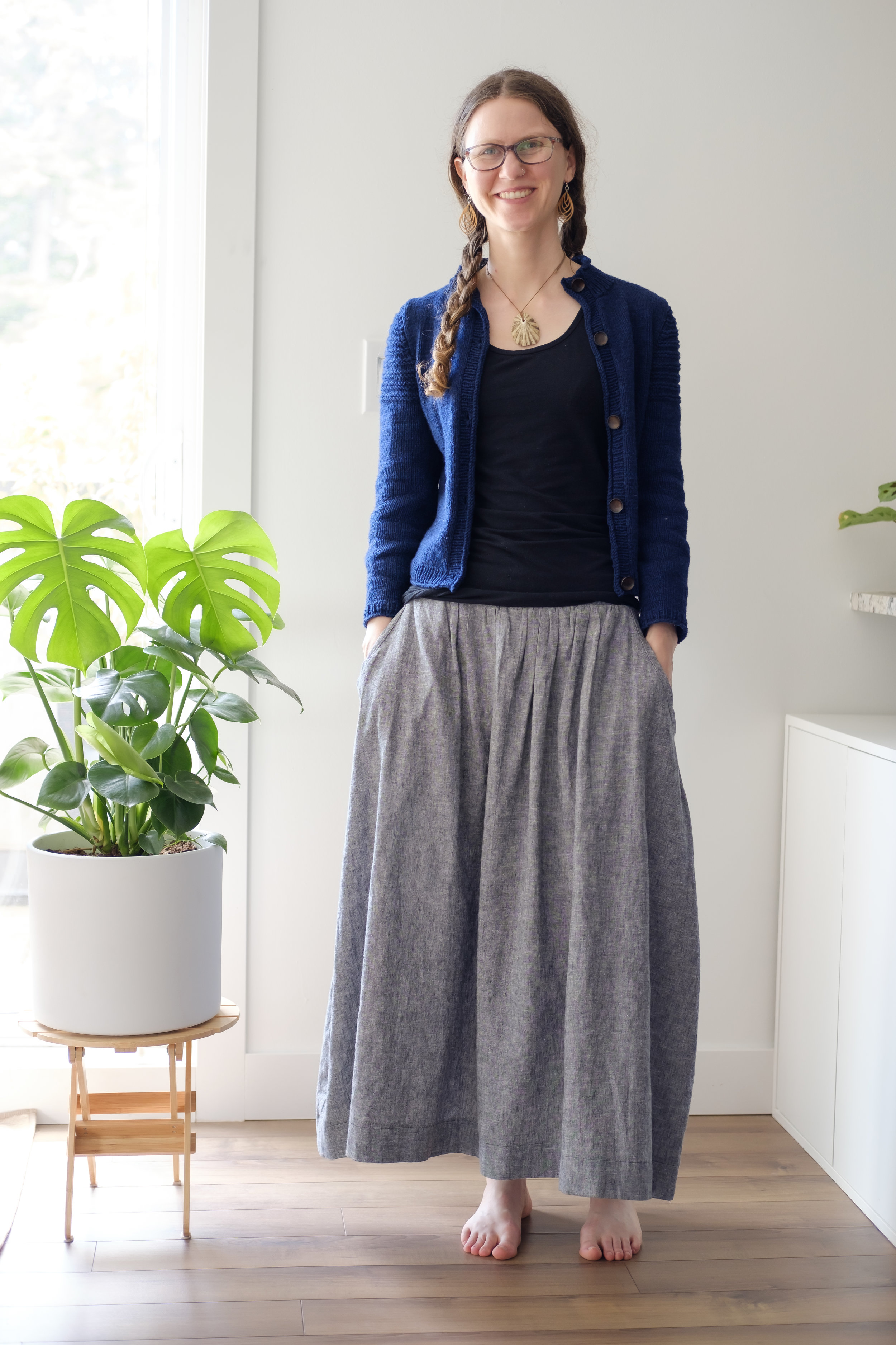How to style a long maxi skirt for any occasion - Quora