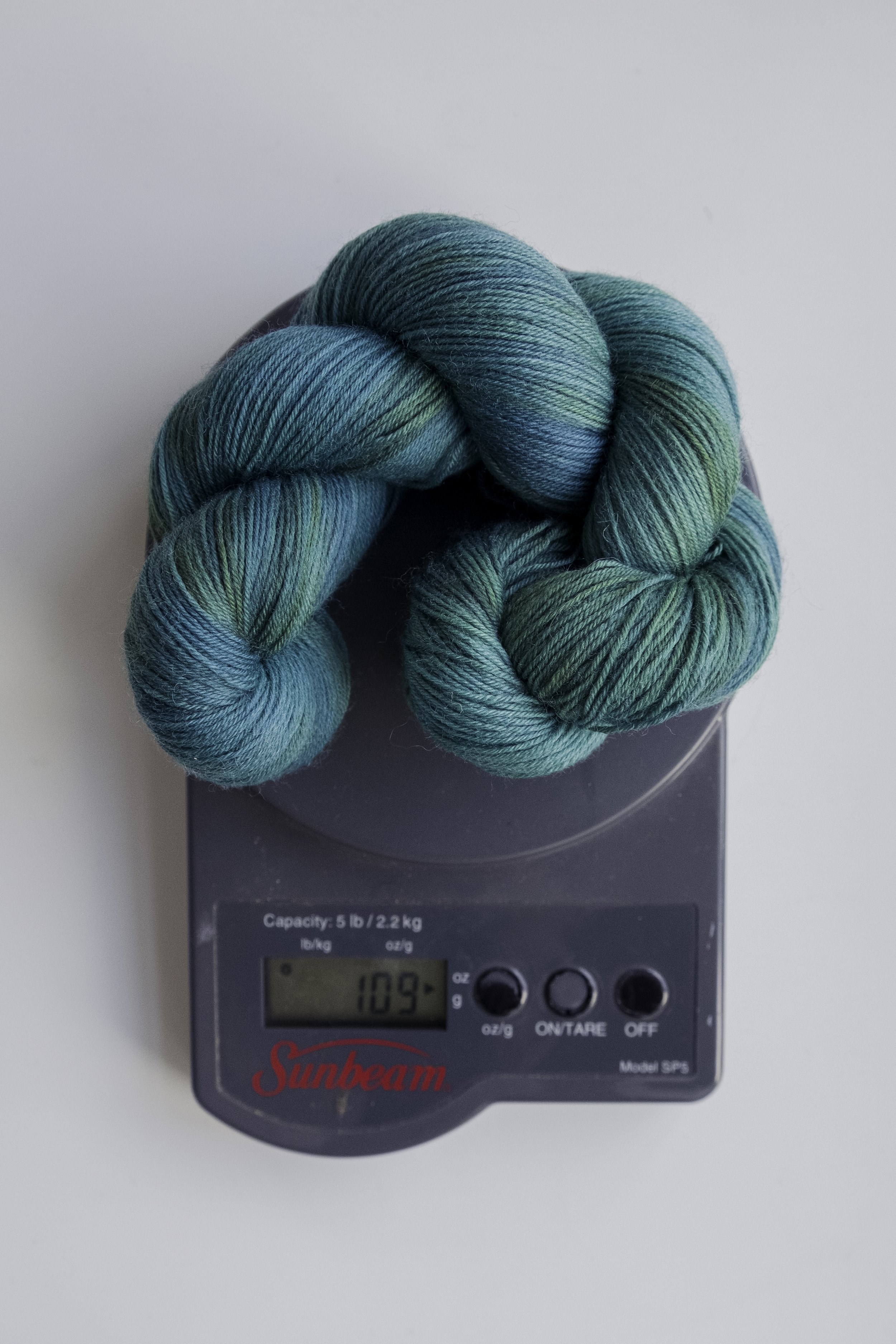 Patty Lyons' Knitting Bag of Tricks: Over 70 sanity saving hacks for better  knitting by Patty Lyons