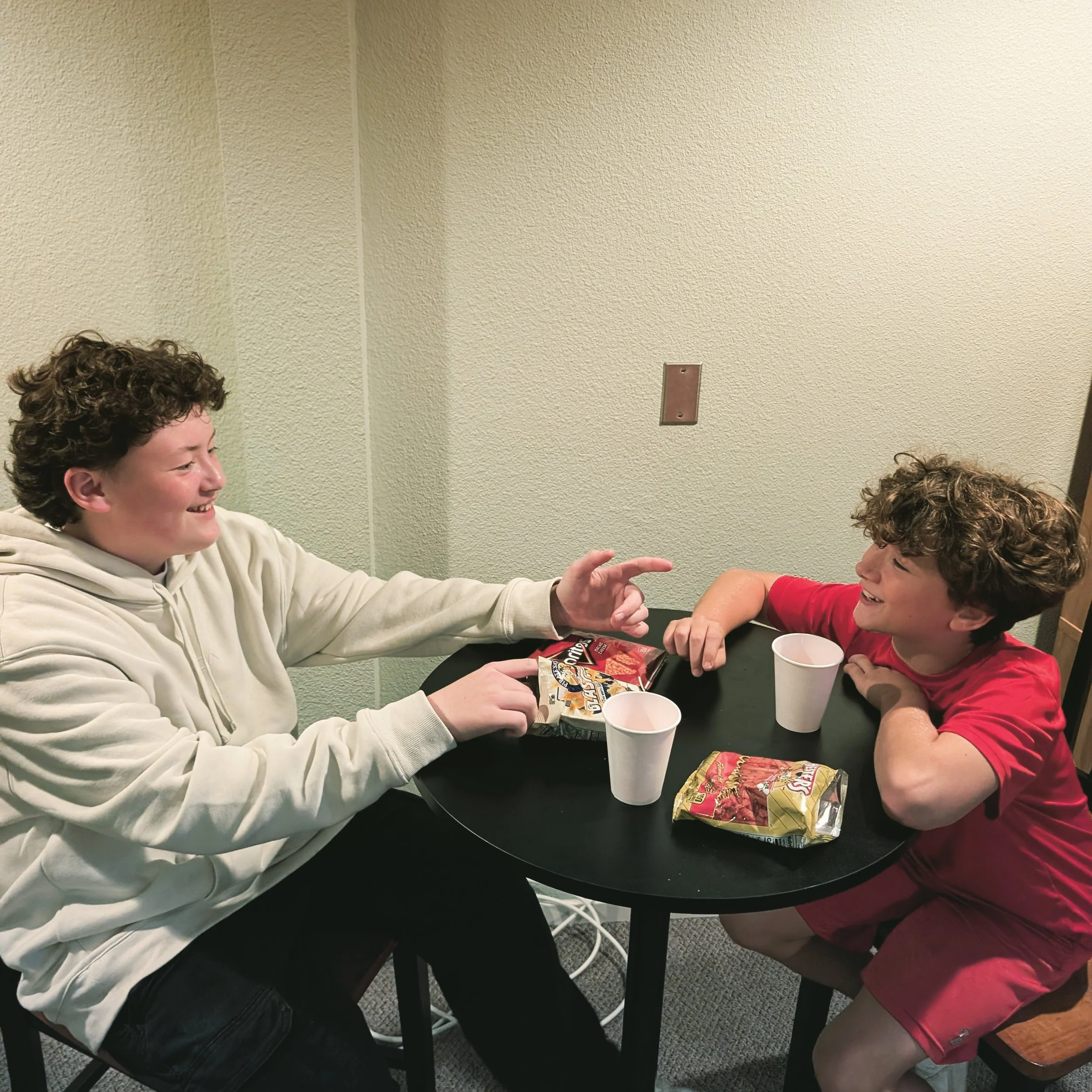 What do you get when you mix spicy Doritos, great conversation, prayer and indoor snowball fights?

You get Alpha. 

Stop missing out and join us this Sunday at 5!

#alphayouth #youthministry #biblestudy #smallgroup